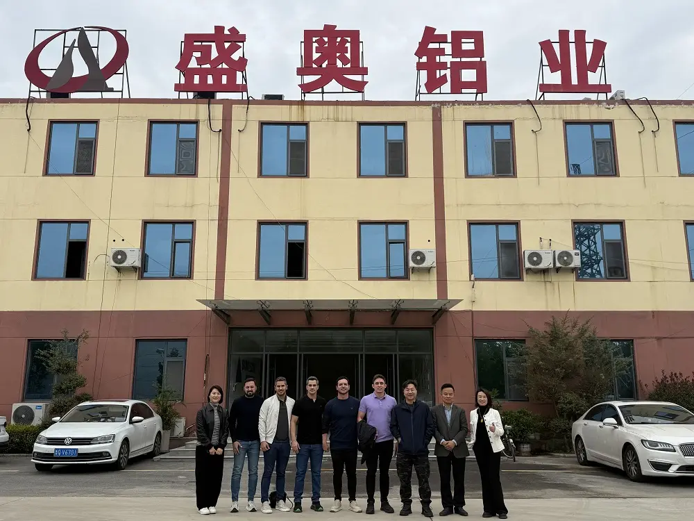 A Brazilian customer visited Sainnor's factory to explore new collaboration opportunities in the aluminum product sector.